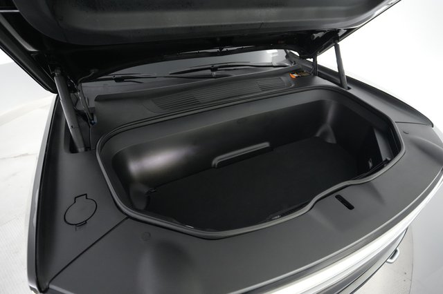 2023 Rivian R1T — photo 20 of 22