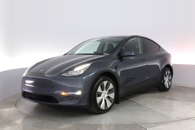 2023 Tesla Model Y — VIN 7SAYGDEE2PA120291