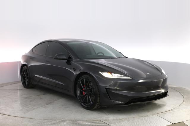 2024 Tesla Model 3 — photo 10 of 21