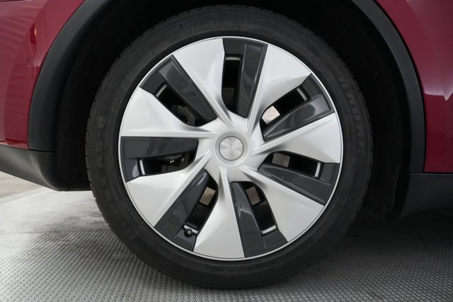 2021 Tesla Model Y — photo 15 of 23