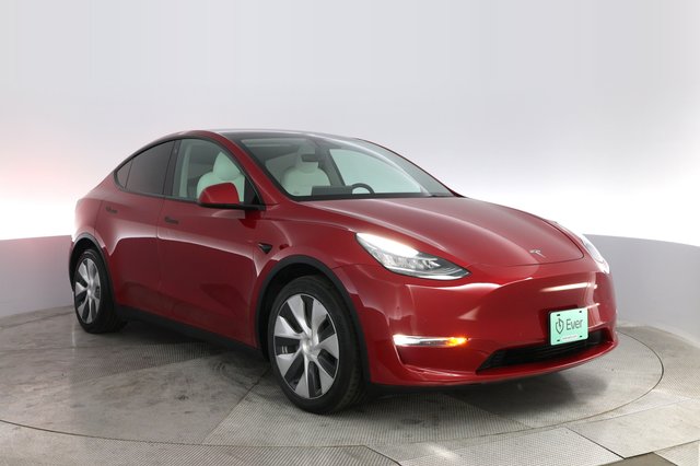 2021 Tesla Model Y — photo 10 of 23