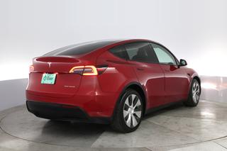 2021 Tesla Model Y — photo 2 of 23