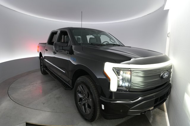 2024 Ford F-150 Lightning — VIN 1FT6W5L7XRWG13994