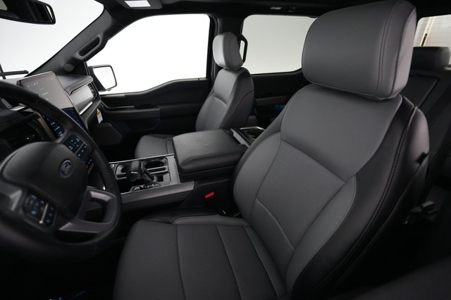 2024 Ford F-150 Lightning — photo 3 of 16