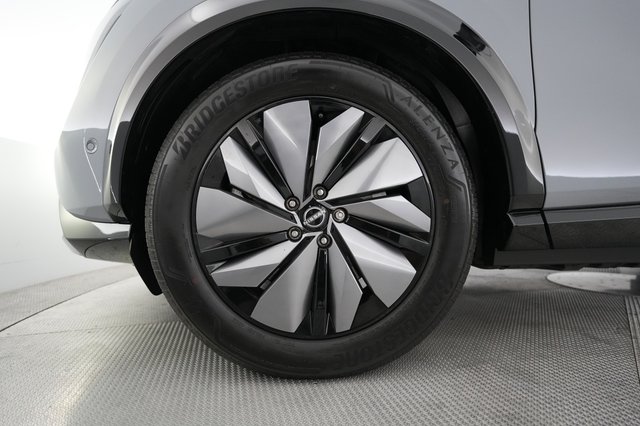 2024 Nissan Ariya — photo 16 of 23