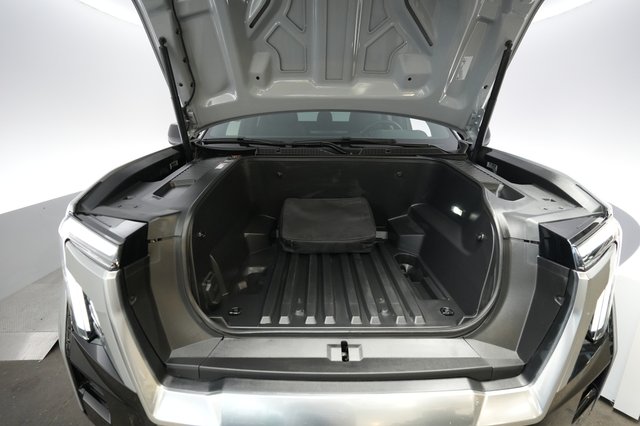 2024 GMC Sierra EV — photo 14 of 15
