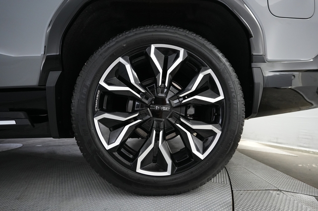 2024 GMC Sierra EV