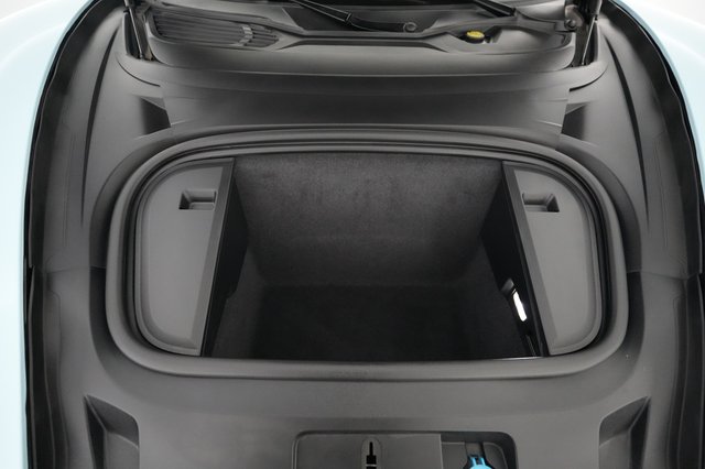 2020 Porsche Taycan — photo 20 of 23