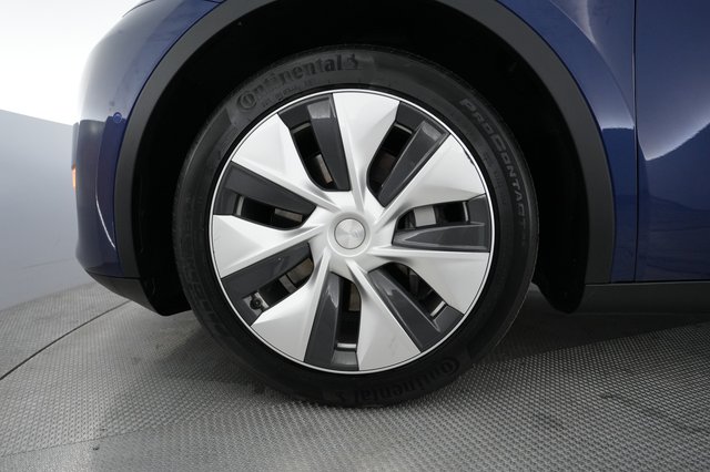 2021 Tesla Model Y — photo 15 of 22