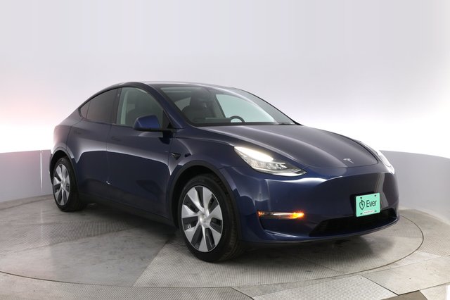 2021 Tesla Model Y — photo 10 of 22