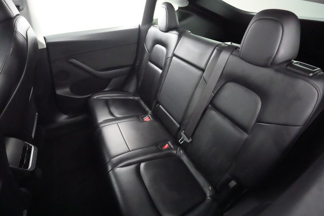 2021 Tesla Model Y — photo 18 of 22