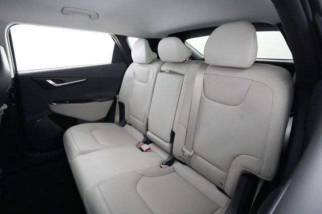 2022 Kia EV6 — photo 19 of 21