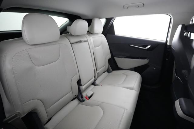 2022 Kia EV6 — photo 4 of 21