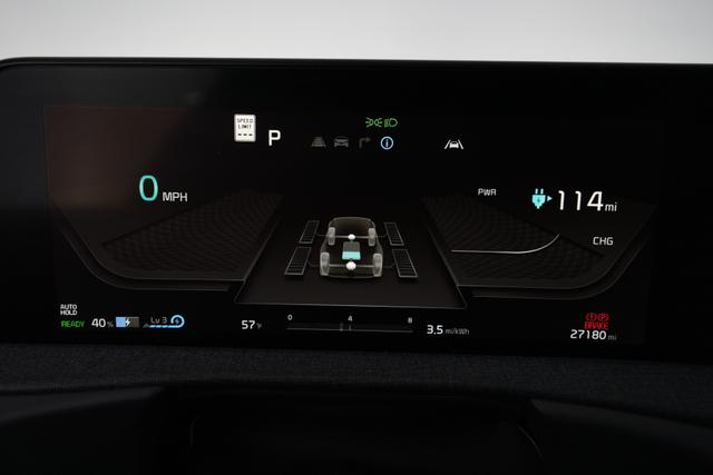 2022 Kia EV6 — photo 5 of 21