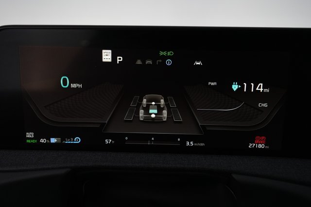 2022 Kia EV6 — photo 5 of 21