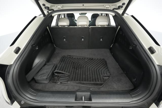 2022 Kia EV6 — photo 6 of 21