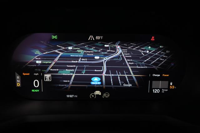 2022 Polestar 2 — photo 5 of 24