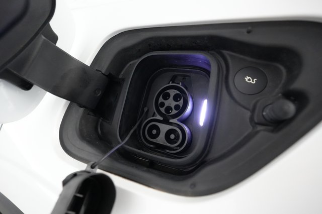 2022 Polestar 2 — photo 8 of 24