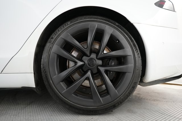2022 Tesla Model S — photo 15 of 21