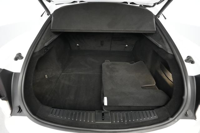 2022 Tesla Model S — photo 6 of 21