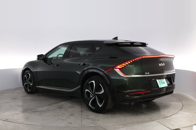 2023 Kia EV6 — photo 13 of 20