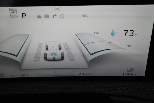 2023 Kia EV6 — photo 5 of 20