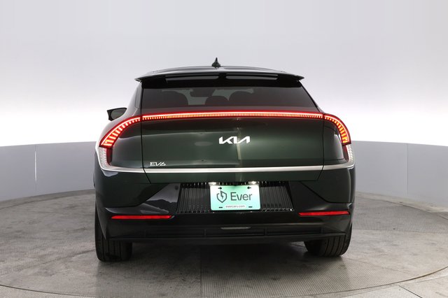 2023 Kia EV6 — photo 12 of 20