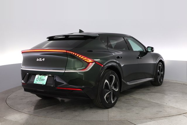 2023 Kia EV6 — photo 2 of 20