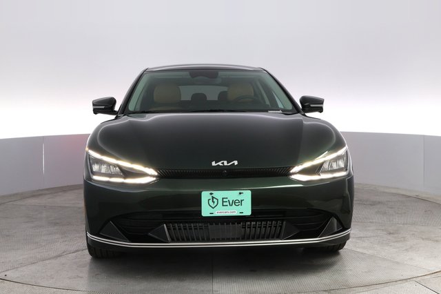 2023 Kia EV6 — photo 9 of 20