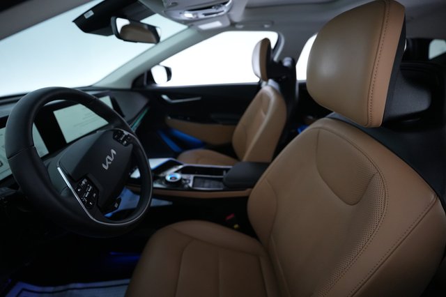 2023 Kia EV6 — photo 3 of 20