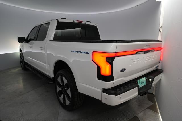 2023 Ford F-150 Lightning — photo 9 of 17