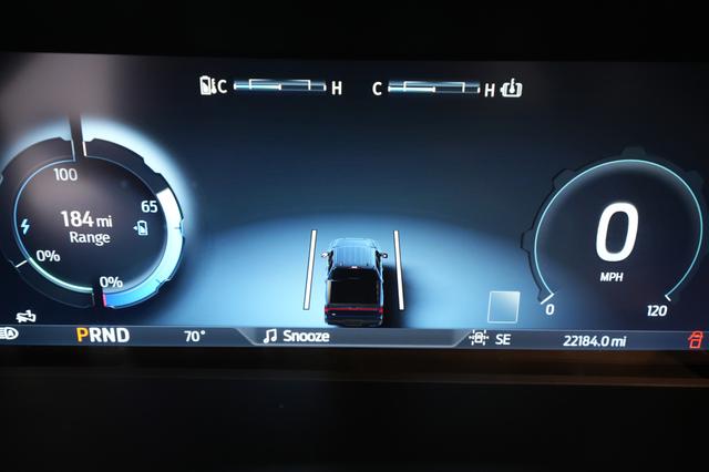 2023 Ford F-150 Lightning — photo 5 of 17