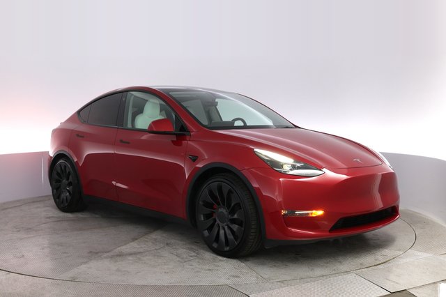 2023 Tesla Model Y — photo 10 of 22