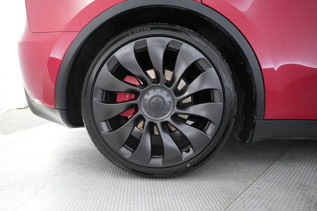 2023 Tesla Model Y — photo 16 of 22