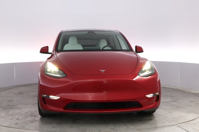 2023 Tesla Model Y — photo 9 of 22