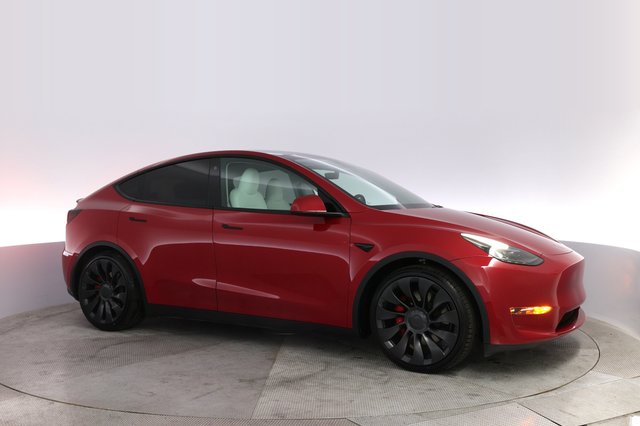 2023 Tesla Model Y — photo 11 of 22