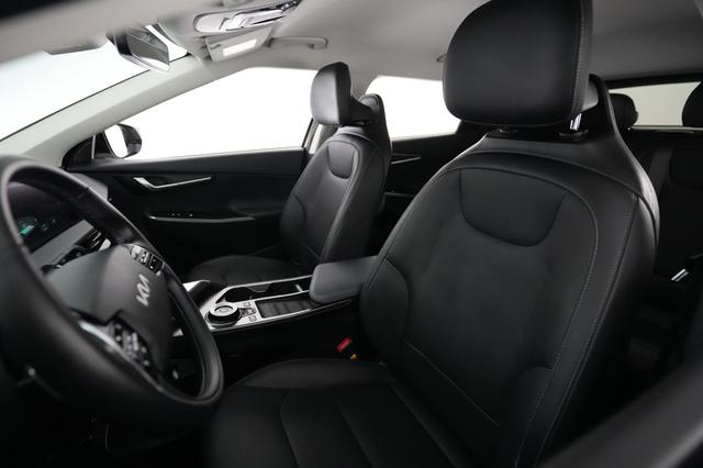 2023 Kia EV6 — photo 3 of 22