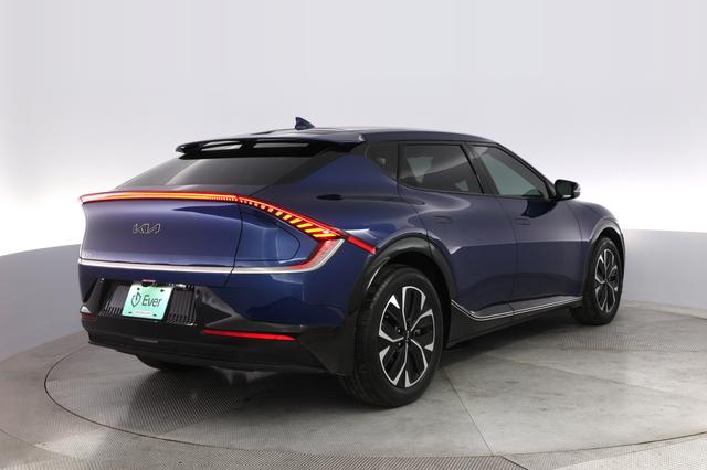 2024 Kia EV6 — photo 2 of 21