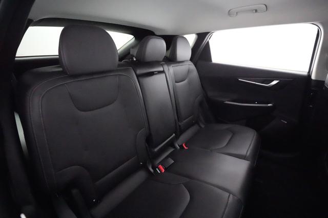2024 Kia EV6 — photo 4 of 21