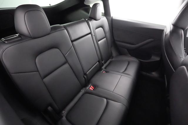 2021 Tesla Model Y — photo 4 of 27