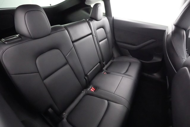 2021 Tesla Model Y — photo 4 of 27