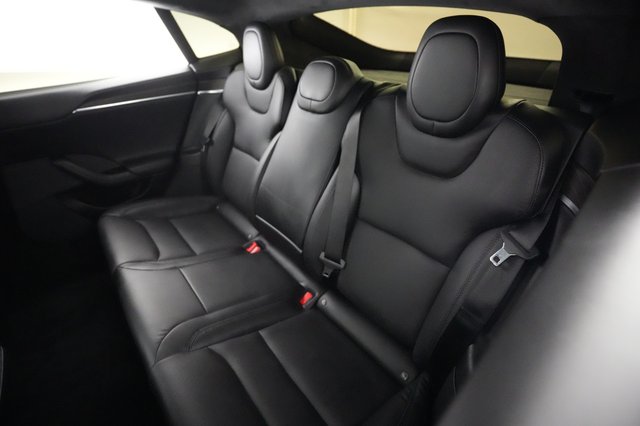 2022 Tesla Model S — photo 19 of 21