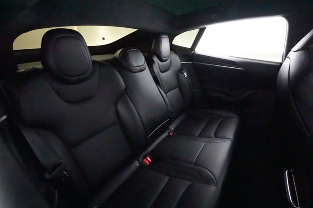2022 Tesla Model S — photo 4 of 21