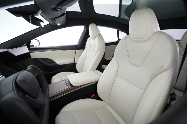 2022 Tesla Model S — photo 3 of 25