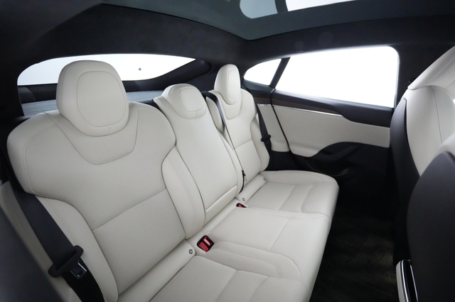 2022 Tesla Model S