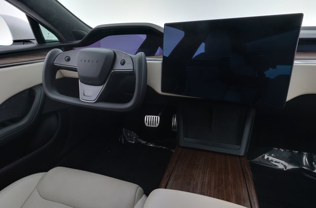 2022 Tesla Model S — photo 20 of 25