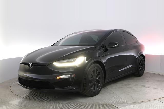 2022 Tesla Model X — VIN 7SAXCBE68NF350244
