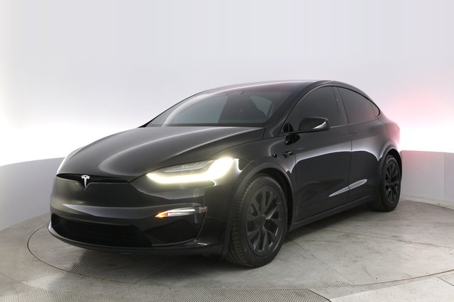 2022 Tesla Model X — VIN 7SAXCBE68NF350244