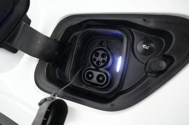 2022 Polestar 2 — photo 8 of 23