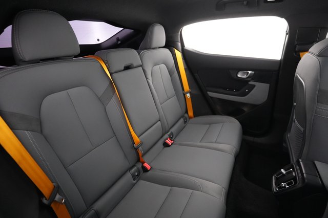2022 Polestar 2 — photo 4 of 23